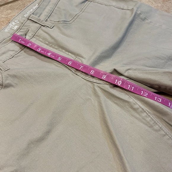 Riders By Lee Midrise Shorts Sz Medium/10 - Picture 4 of 11